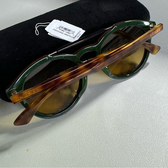 Gucci Boston Brow Bar Round Retro Sunglasses - Picture 8 of 8